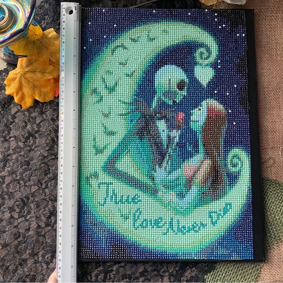 NWT! Jack and Sally- Love Never Dies Diamond Art on Canvas 11”x 17”x 3/4” - Picture 14 of 14